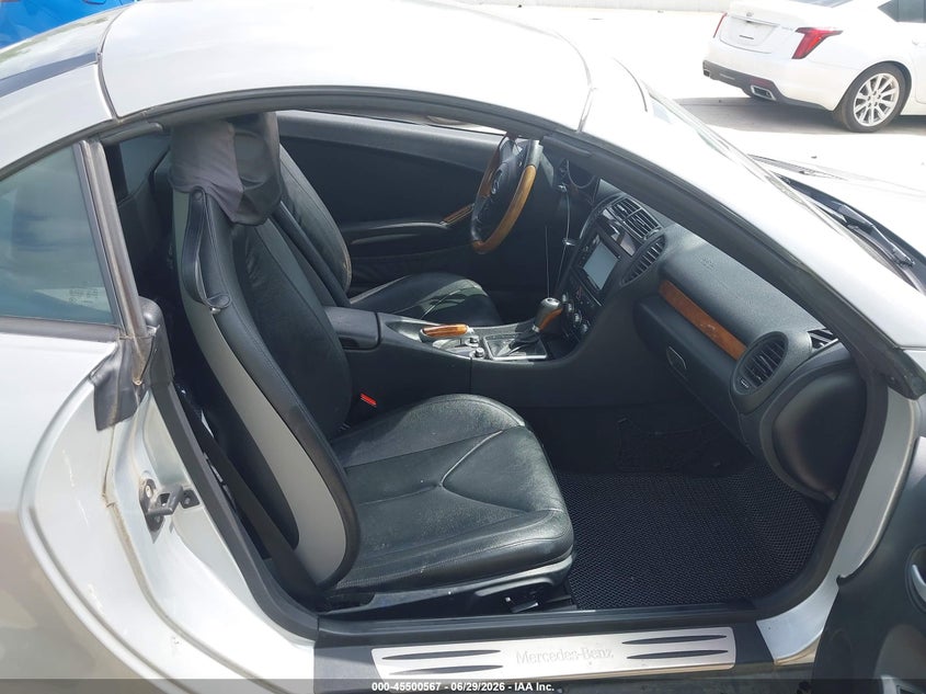 2010 Mercedes-benz Slk-class VIN WDBWK5EA0AF232016 IAAI salvage auction — NORMAL WEAR, Original (Texas), sold $375 on 2026-07-10 (photo 5)