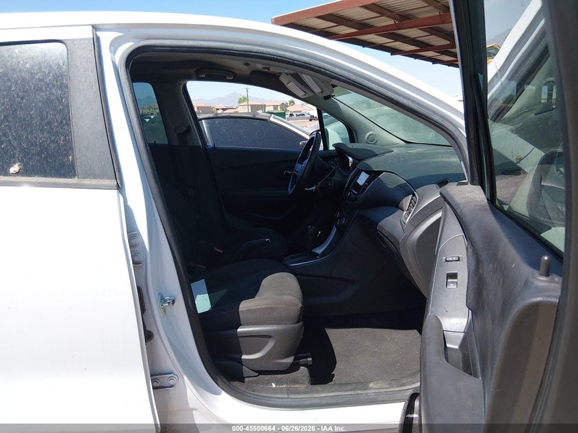 2018 Chevrolet Trax VIN KL7CJNSB5JB558953 IAAI salvage auction — NORMAL WEAR, Clear-Dealer Only (Arizona), sold $3,375 on 2026-07-07 (photo 5)
