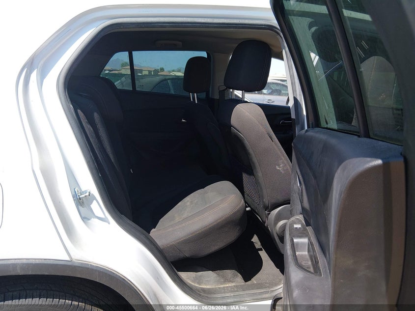2018 Chevrolet Trax VIN KL7CJNSB5JB558953 IAAI salvage auction — NORMAL WEAR, Clear-Dealer Only (Arizona), sold $3,375 on 2026-07-07 (photo 8)