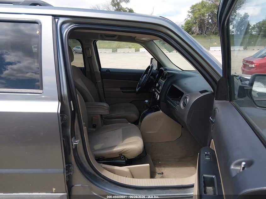 2011 Jeep Patriot VIN 1J4NF1GB2BD278843 IAAI salvage auction — NORMAL WEAR, Certificate Of Title (Nebraska), sold $800 on 2026-07-22 (photo 5)