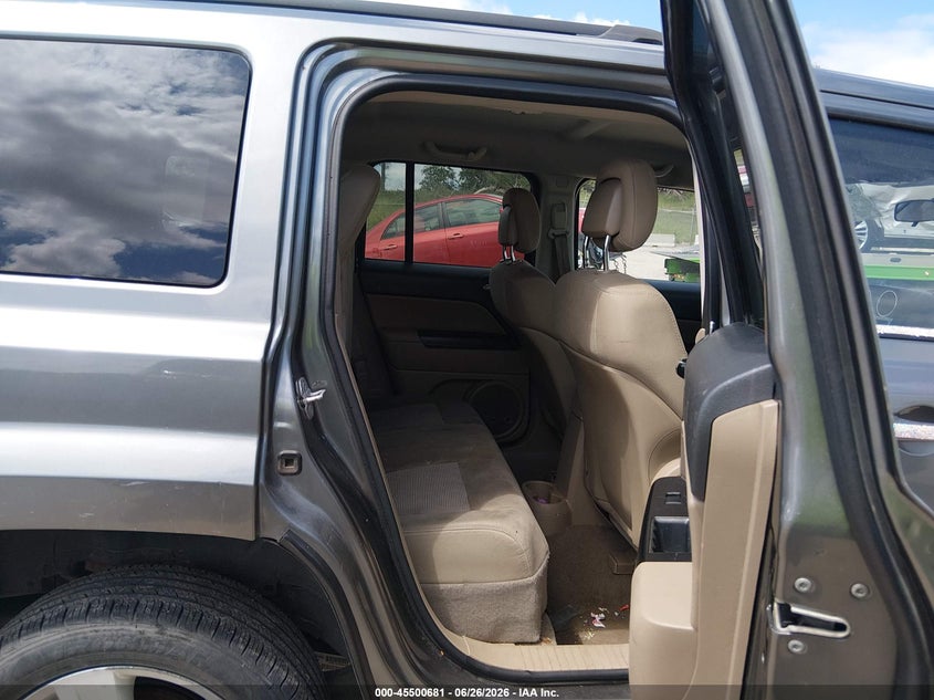 2011 Jeep Patriot VIN 1J4NF1GB2BD278843 IAAI salvage auction — NORMAL WEAR, Certificate Of Title (Nebraska), sold $800 on 2026-07-22 (photo 8)