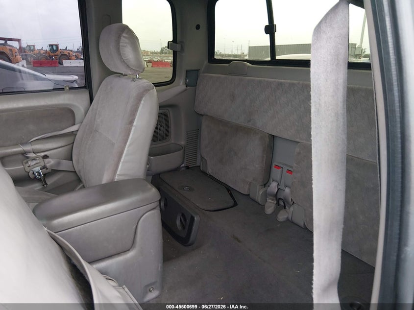 2002 Toyota Tacoma VIN 5TESM92N32Z116497 IAAI salvage auction — NORMAL WEAR, Salvage (California), sold $2,975 on 2026-07-09 (photo 8)