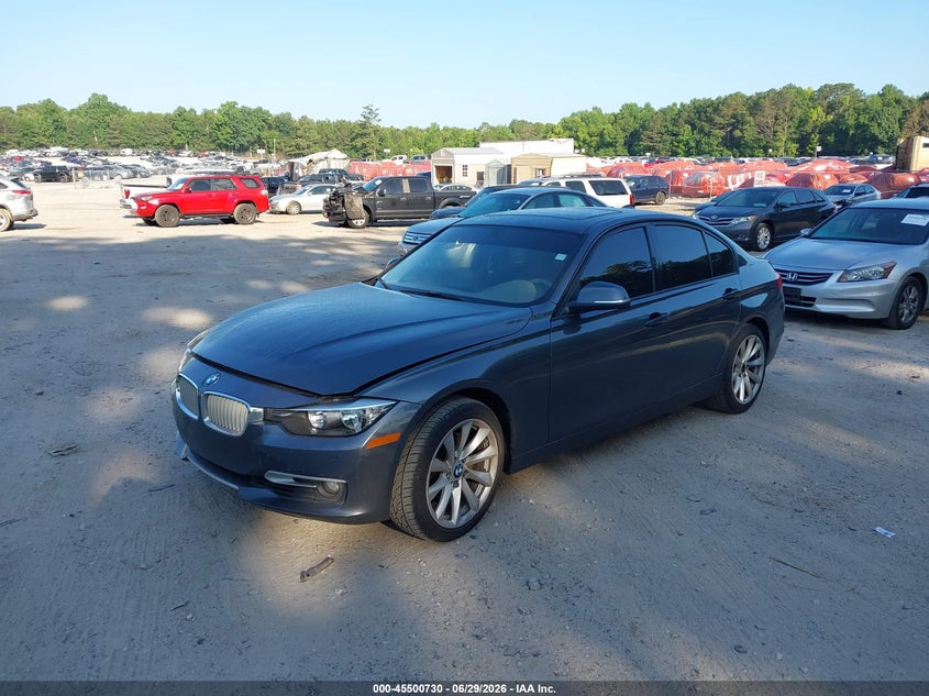 2012 BMW 3er VIN WBA3A5C55CF341293 IAAI salvage auction — NORMAL WEAR, Clear (Georgia), sold $275 on 2026-07-10 (photo 2)