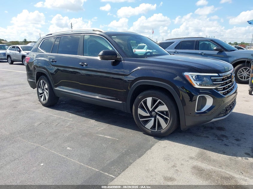 2024 Volkswagen Atlas VIN 1V2BR2CA2RC504929 IAAI salvage auction — REAR END, Rebuildable (Florida), sold $14,450 on 2026-07-30 (photo 1)