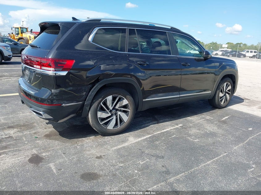2024 Volkswagen Atlas VIN 1V2BR2CA2RC504929 IAAI salvage auction — REAR END, Rebuildable (Florida), sold $14,450 on 2026-07-30 (photo 4)