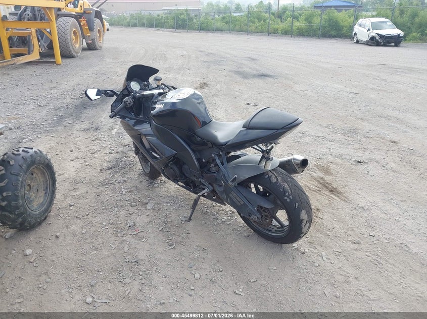 2010 Kawasaki Zx1000 VIN JKAZXCF12AA002004 IAAI salvage auction — FRONT END, Salvage (Pennsylvania), sold $1,300 on 2026-07-15 (photo 3)