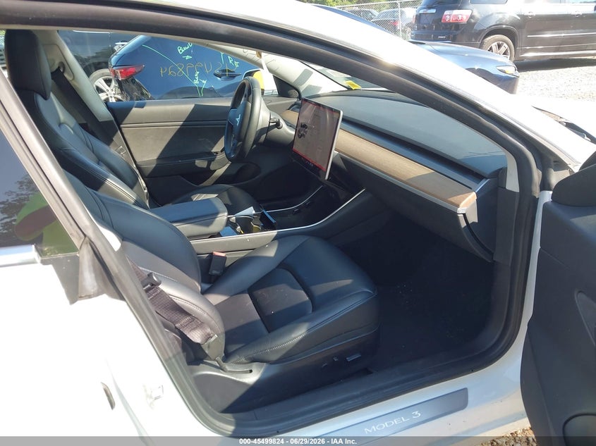 2019 Tesla Model 3 VIN 5YJ3E1EB6KF211576 IAAI salvage auction — FRONT END, Salvage Title, sold $5,900 on 2026-07-16 (photo 5)
