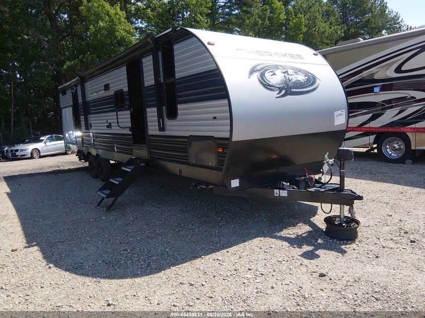 2022 Forest river Cherokee VIN 4X4TCKE2XNX154198 IAAI salvage auction — NORMAL WEAR, Clear (Virginia), sold $5,100 on 2026-07-09 (photo 1)