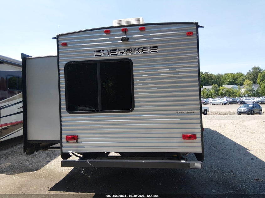 2022 Forest river Cherokee VIN 4X4TCKE2XNX154198 IAAI salvage auction — NORMAL WEAR, Clear (Virginia), sold $5,100 on 2026-07-09 (photo 6)