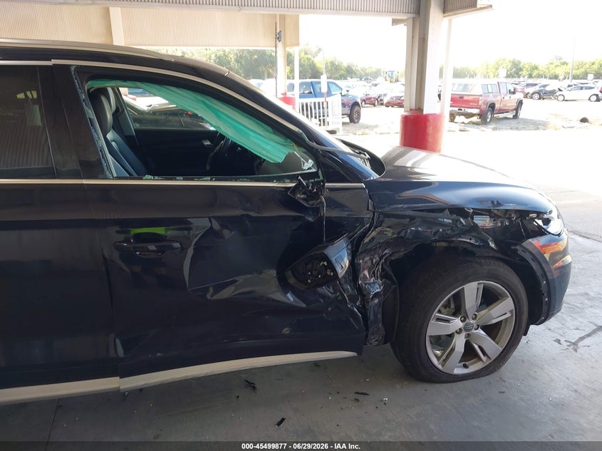 2019 Audi Q5 VIN WA1BNAFY2K2081873 IAAI salvage auction — RIGHT SIDE, Wait Title, sold $5,950 on 2026-08-27 (photo 6)