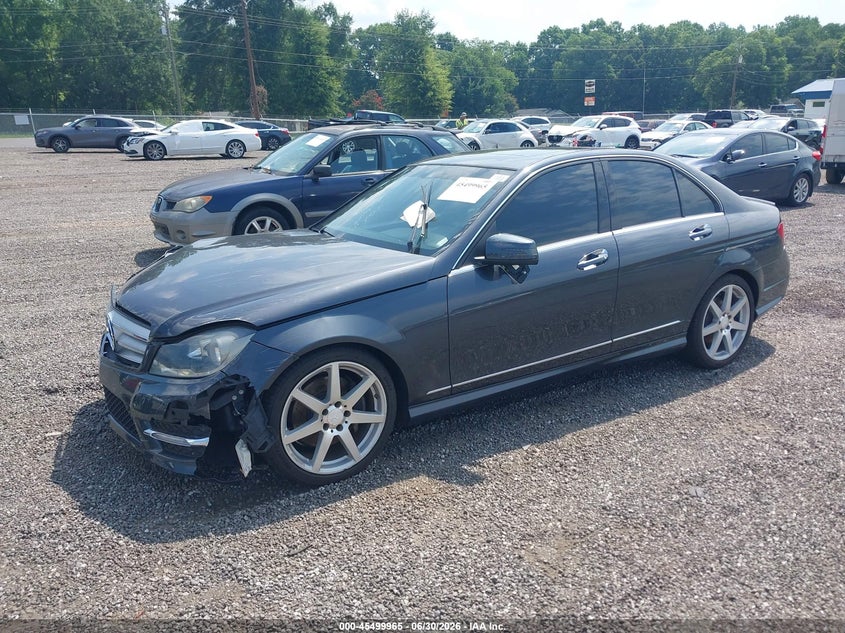 2013 Mercedes-benz C-klasse VIN WDDGF5HB8DR259164 IAAI salvage auction — ALL OVER, Clear (South Carolina), sold $650 on 2026-07-07 (photo 2)
