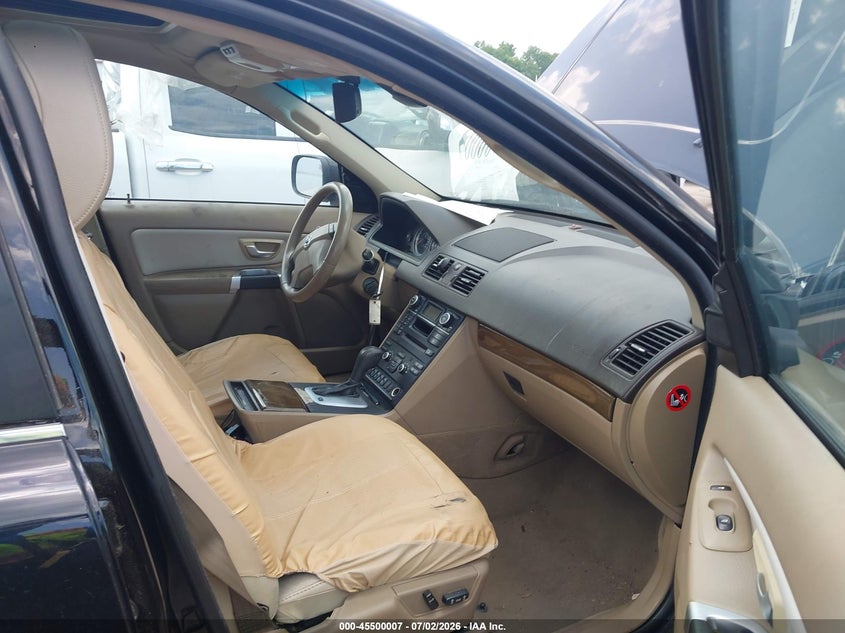 2011 Volvo Xc90 VIN YV4952CY6B1572609 IAAI salvage auction — NORMAL WEAR, Clear (North Carolina), sold $450 on 2026-07-29 (photo 5)