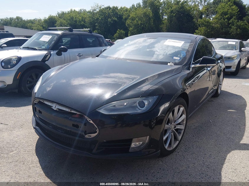 2013 Tesla Model s VIN 5YJSA1DP8DFP07633 IAAI salvage auction — NORMAL WEAR, Original (Texas), sold $2,150 on 2026-07-20 (photo 2)
