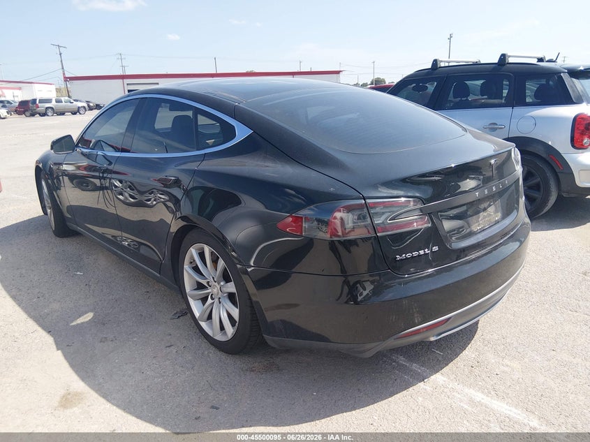 2013 Tesla Model s VIN 5YJSA1DP8DFP07633 IAAI salvage auction — NORMAL WEAR, Original (Texas), sold $2,150 on 2026-07-20 (photo 3)
