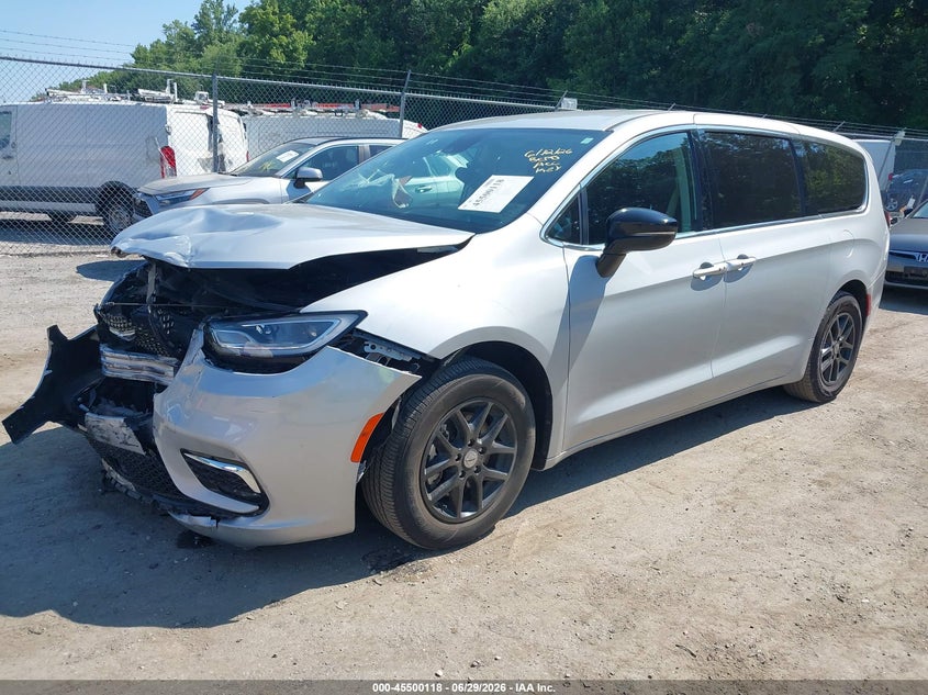 2024 Chrysler Pacifica VIN 2C4RC1BG5RR125349 IAAI salvage auction — FRONT END, Salvage - Greater Than 75% (Maryland), sold $3,950 on 2026-08-28 (photo 2)