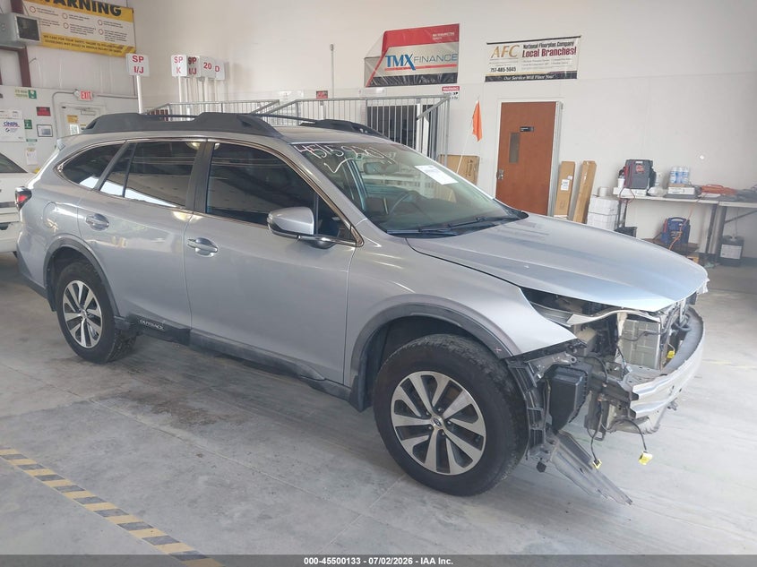 2020 Subaru Outback VIN 4S4BTAEC4L3119709 IAAI salvage auction — FRONT END, Salvage Title, sold $4,800 on 2026-07-31 (photo 1)