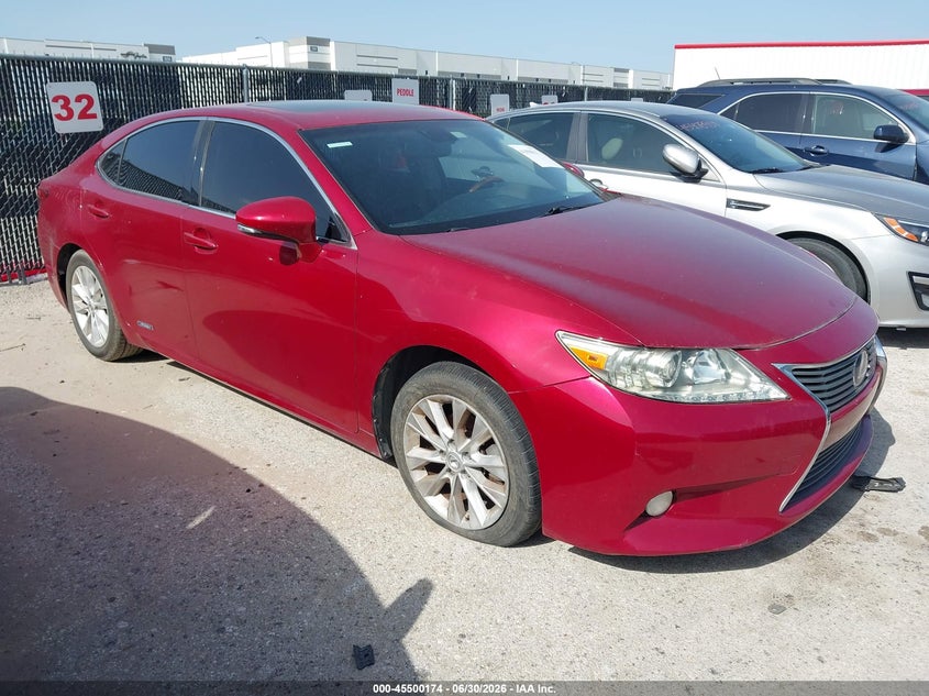 2013 Lexus ES VIN JTHBW1GG6D2009522 IAAI salvage auction — NORMAL WEAR, Original (Texas), sold $4,175 on 2026-07-27 (photo 1)