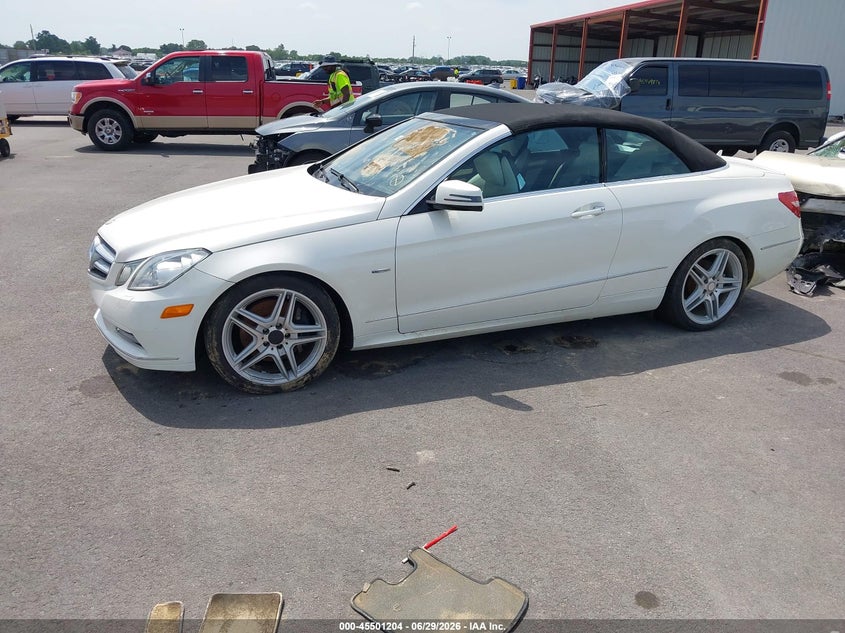 2012 Mercedes-benz E-klasse VIN WDDKK5KF6CF147934 IAAI salvage auction — WATER/FLOOD, Salvage Title, sold $1,050 on 2026-08-11 (photo 2)