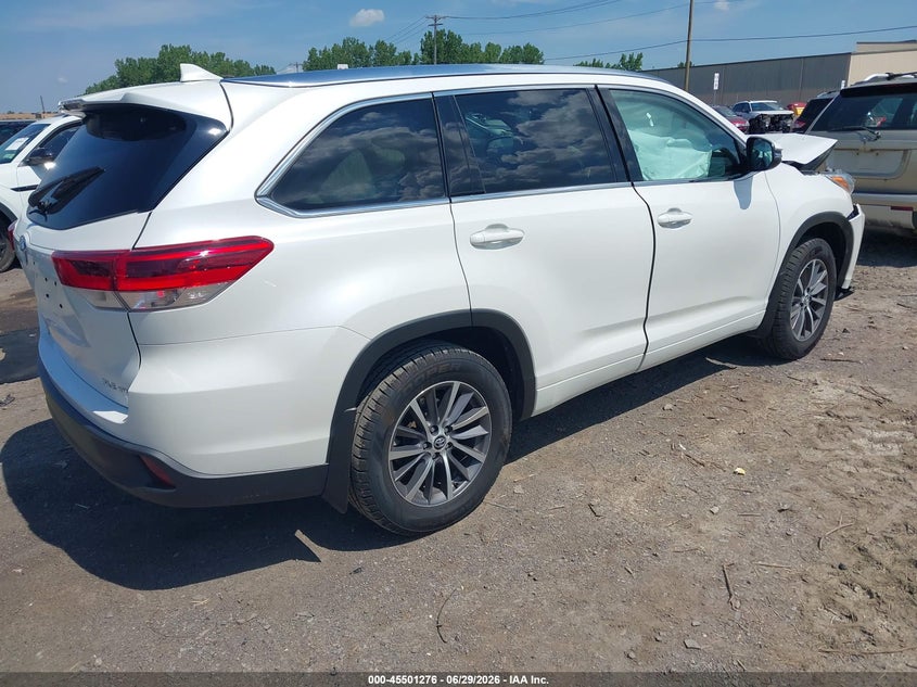 2017 Toyota Highlander VIN 5TDJZRFH0HS368800 IAAI salvage auction — FRONT END, Salvage Title, sold $5,175 on 2026-07-15 (photo 4)