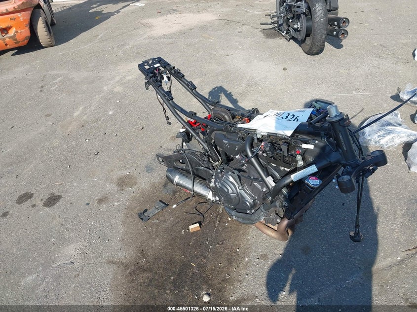 2023 Yamaha Mt VIN JYARM32E8PA007624 IAAI salvage auction — STRIPPED, Salvage Title, sold $575 on 2026-07-28 (photo 1)