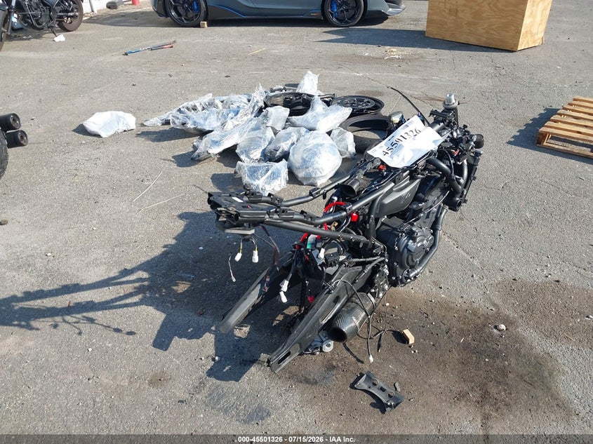 2023 Yamaha Mt VIN JYARM32E8PA007624 IAAI salvage auction — STRIPPED, Salvage Title, sold $575 on 2026-07-28 (photo 4)