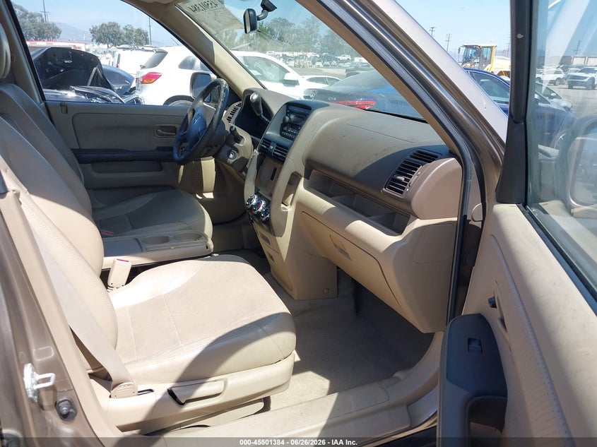 2005 Honda Cr-v VIN JHLRD78905C065494 IAAI salvage auction — THEFT, Salvage (California), sold $1,100 on 2026-07-10 (photo 5)