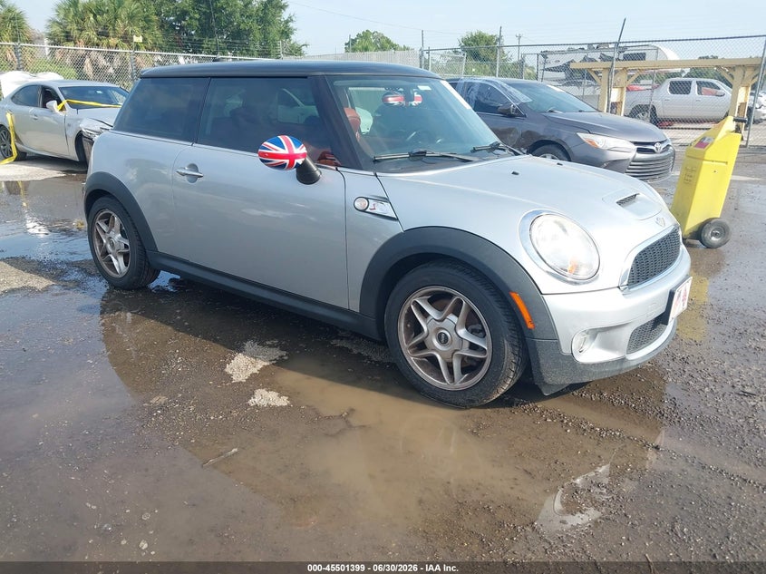 2008 Mini Cooper VIN WMWMF73598TV37621 IAAI salvage auction — ENGINE DAMAGE, Clear (Florida), sold $300 on 2026-07-11 (photo 1)