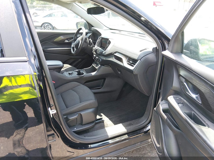 2023 Gmc Terrain VIN 3GKALMEG0PL236285 IAAI salvage auction — SIDE, Salvage Title, sold $8,600 on 2026-08-22 (photo 5)