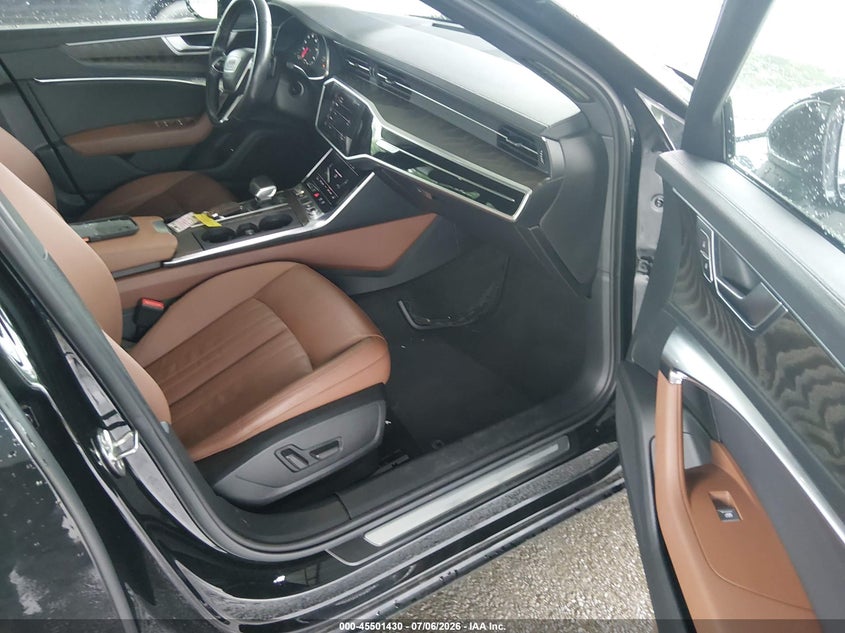 2019 Audi A6 VIN WAUD8AF27KN126335 IAAI salvage auction — REAR END, Wait Title, sold $10,600 on 2026-08-16 (photo 5)