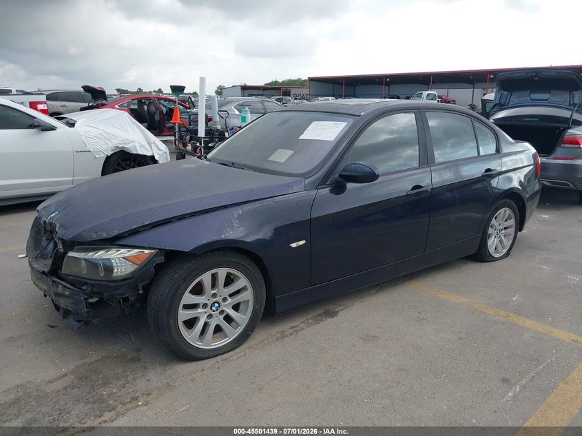 2006 BMW 3 series VIN WBAVB13566KX41891 IAAI salvage auction — NORMAL WEAR, Clear (Texas), sold $300 on 2026-07-23 (photo 2)