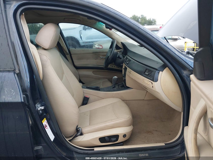 2006 BMW 3 series VIN WBAVB13566KX41891 IAAI salvage auction — NORMAL WEAR, Clear (Texas), sold $300 on 2026-07-23 (photo 5)
