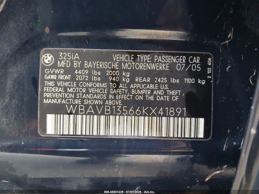 2006 BMW 3 series VIN WBAVB13566KX41891 IAAI salvage auction — NORMAL WEAR, Clear (Texas), sold $300 on 2026-07-23 (photo 9)