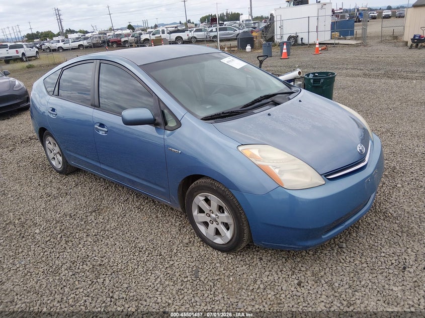 2006 Toyota Prius VIN JTDKB20U667063685 IAAI salvage auction — NORMAL WEAR, Clear - Public Restricted (Oregon), sold $2,300 on 2026-07-06 (photo 1)