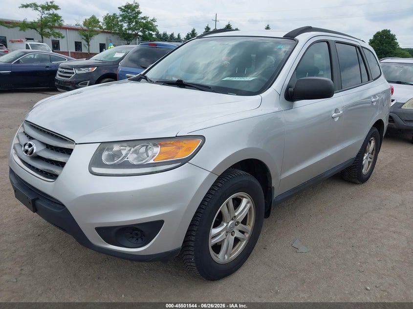 2012 Hyundai Santa fe VIN 5XYZGDAG1CG116537 IAAI salvage auction — NORMAL WEAR, Clear (Michigan), sold $1,450 on 2026-07-16 (photo 2)