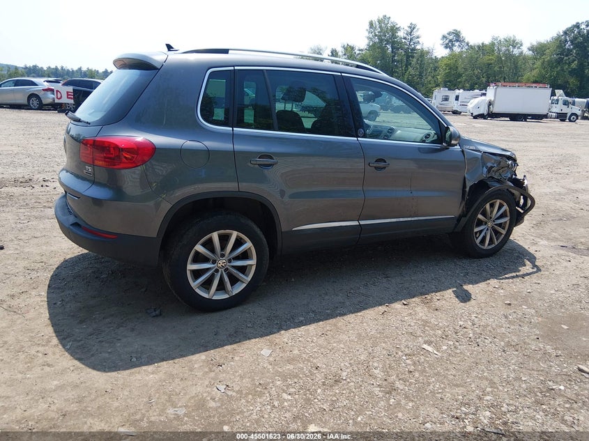 2017 Volkswagen Tiguan VIN WVGSV7AX1HK030585 IAAI salvage auction — FRONT END, Salvage (Massachusetts), sold $1,800 on 2026-07-18 (photo 4)