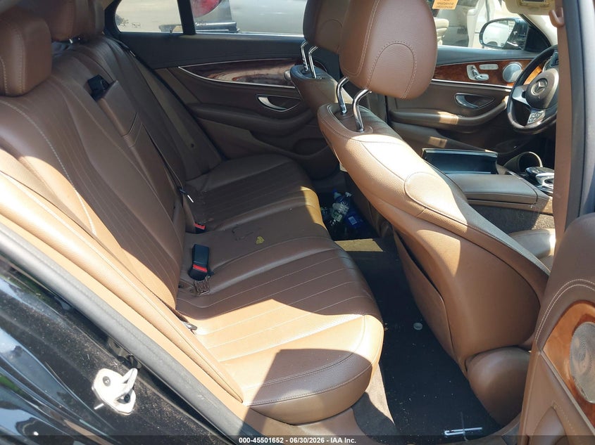 2018 Mercedes-benz E-klasse VIN WDDZF4KB3JA470780 IAAI salvage auction — WATER/FLOOD, Salvage Title, sold $6,550 on 2026-07-28 (photo 8)