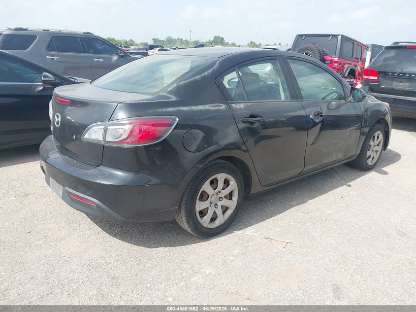 2011 Mazda 3 VIN JM1BL1UF4B1490038 IAAI salvage auction — NORMAL WEAR, Original (Texas), sold $325 on 2026-07-29 (photo 4)