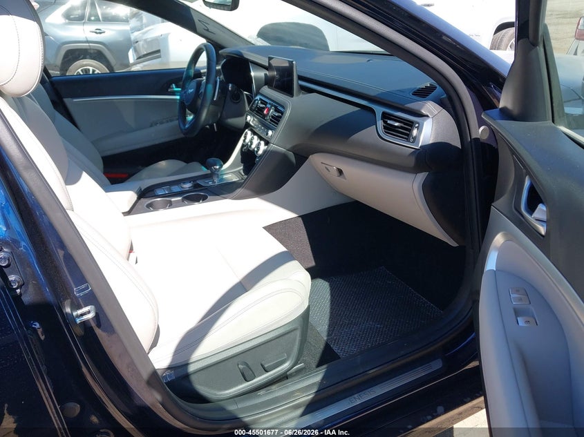 2023 Genesis G70 VIN KMTG34TA4PU124875 IAAI salvage auction — SIDE, Salvage Title, sold $4,850 on 2026-07-22 (photo 5)
