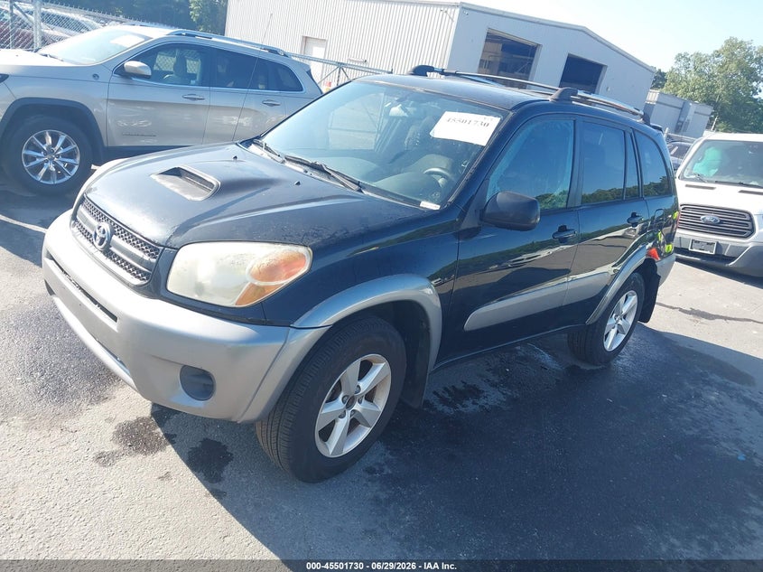 2004 Toyota Rav4 VIN JTEHD20V646007757 IAAI salvage auction — NORMAL WEAR, Clear (Georgia), sold $600 on 2026-07-22 (photo 2)