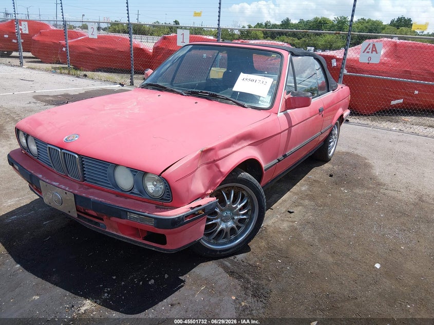 1991 BMW 3 series VIN WBABB2318MEC24886 IAAI salvage auction — LEFT FRONT, Clear (Louisiana), sold $1,600 on 2026-07-06 (photo 2)