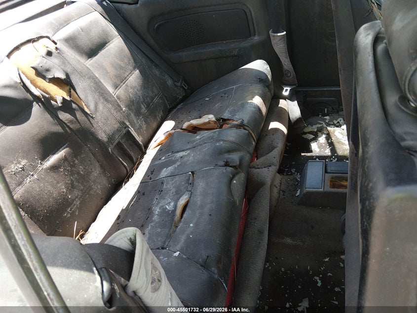 1991 BMW 3 series VIN WBABB2318MEC24886 IAAI salvage auction — LEFT FRONT, Clear (Louisiana), sold $1,600 on 2026-07-06 (photo 8)