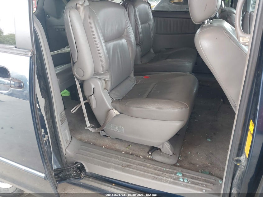 2004 Toyota Sienna VIN 5TDZA22C64S078065 IAAI salvage auction — FRONT END, Bill Of Sale (Washington), sold $400 on 2026-07-15 (photo 8)