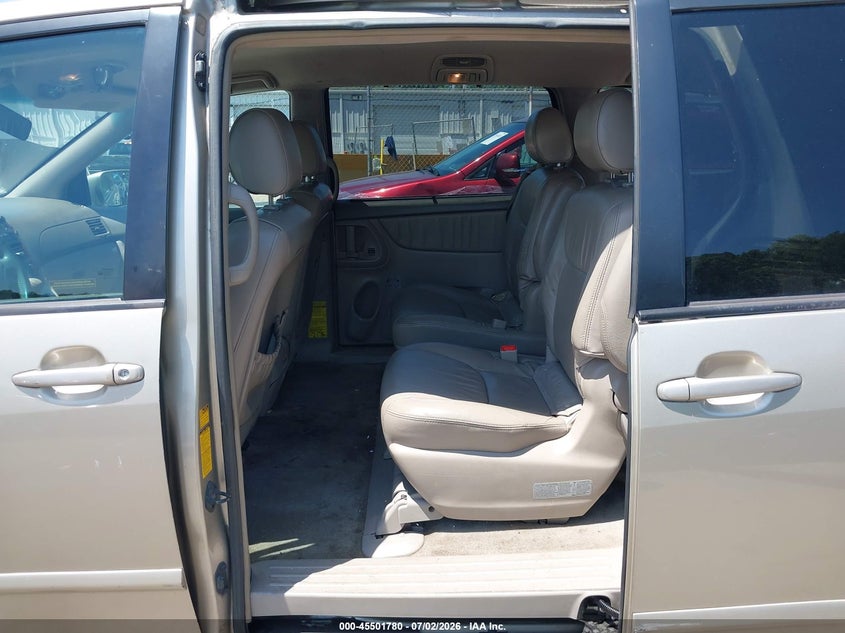 2008 Toyota Sienna VIN 5TDZK22C58S150912 IAAI salvage auction — SIDE, Mv-907A (New York), sold $675 on 2026-07-11 (photo 8)