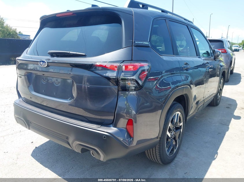 2026 Subaru Forester VIN 4S4SLDR65T3032620 IAAI salvage auction — HAIL, Salvage (Ohio), sold $13,300 on 2026-07-28 (photo 4)