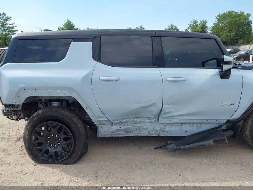 2025 Gmc Hummer ev VIN 1GKB0NDEXSU101977 IAAI salvage auction — RIGHT SIDE, Salvage Title, sold $21,600 on 2026-08-24 (photo 6)
