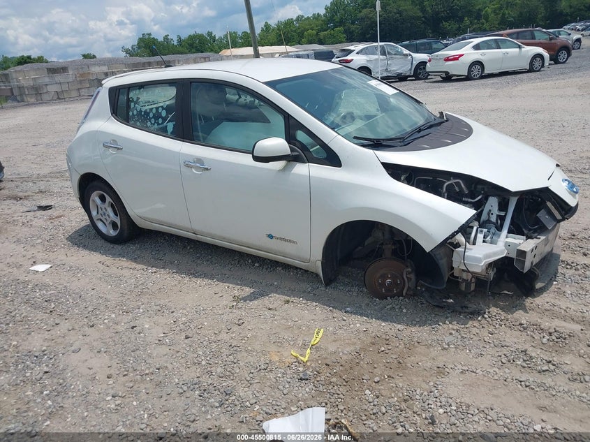 2013 Nissan Leaf VIN 1N4AZ0CP7DC418567 IAAI salvage auction — NORMAL WEAR, Clear (North Carolina), sold $400 on 2026-07-10 (photo 1)