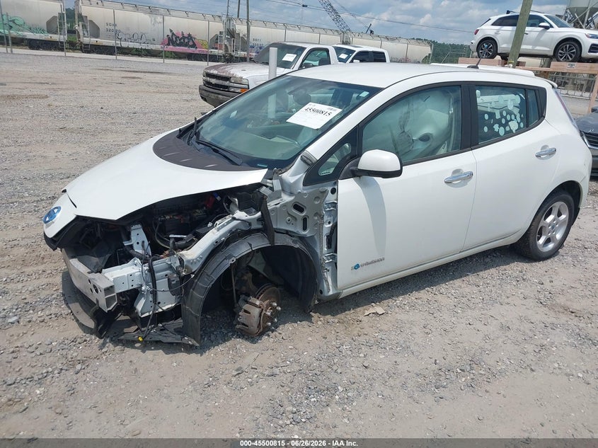 2013 Nissan Leaf VIN 1N4AZ0CP7DC418567 IAAI salvage auction — NORMAL WEAR, Clear (North Carolina), sold $400 on 2026-07-10 (photo 2)