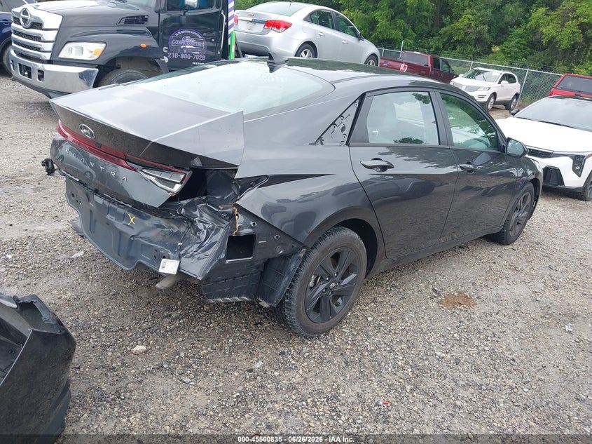 2022 Hyundai Elantra VIN 5NPLS4AG8NH078627 IAAI salvage auction — REAR END, Salvage (Ohio), sold $4,050 on 2026-07-21 (photo 4)