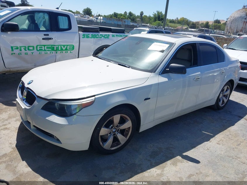 2007 BMW 5 series VIN WBANE73557CM46173 IAAI salvage auction — NORMAL WEAR, Clear - Dealer Only (California), sold $375 on 2026-07-09 (photo 2)