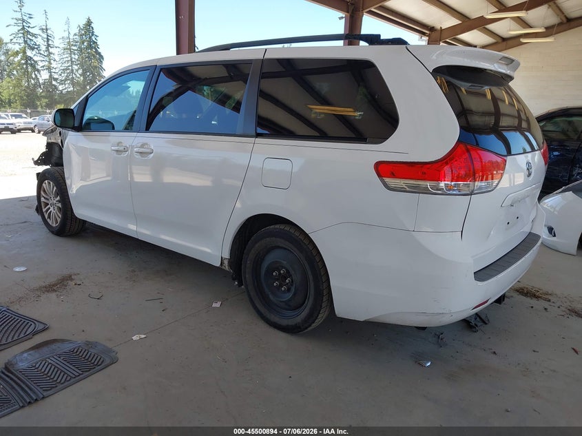 2011 Toyota Sienna VIN 5TDYK3DC8BS082983 IAAI salvage auction — LEFT FRONT, Bill Of Sale (Washington), sold $3,950 on 2026-07-15 (photo 3)